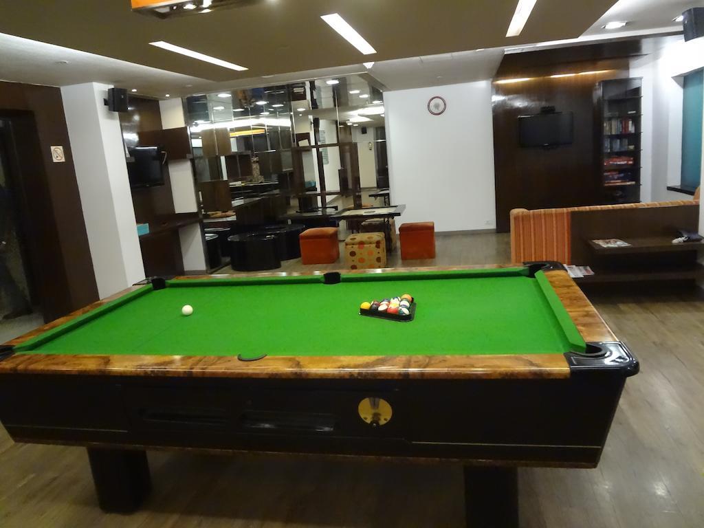 Ramada Powai Hotel & Convention Centre Мумбаї Екстер'єр фото